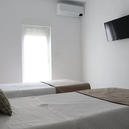 Curtido House Suits 招待所